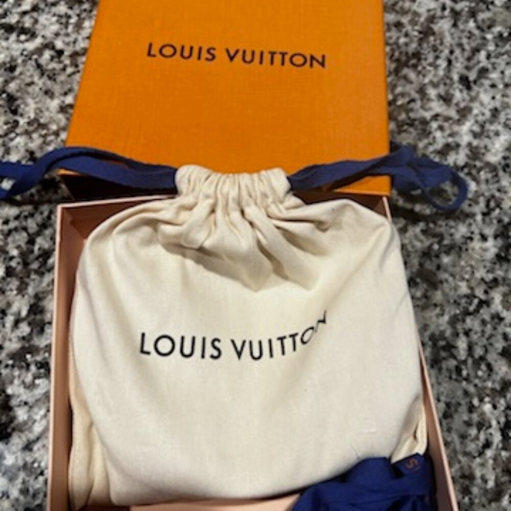 Louis Vuitton Flowergram 30mm Reversible Belt - Picture 5 of 6